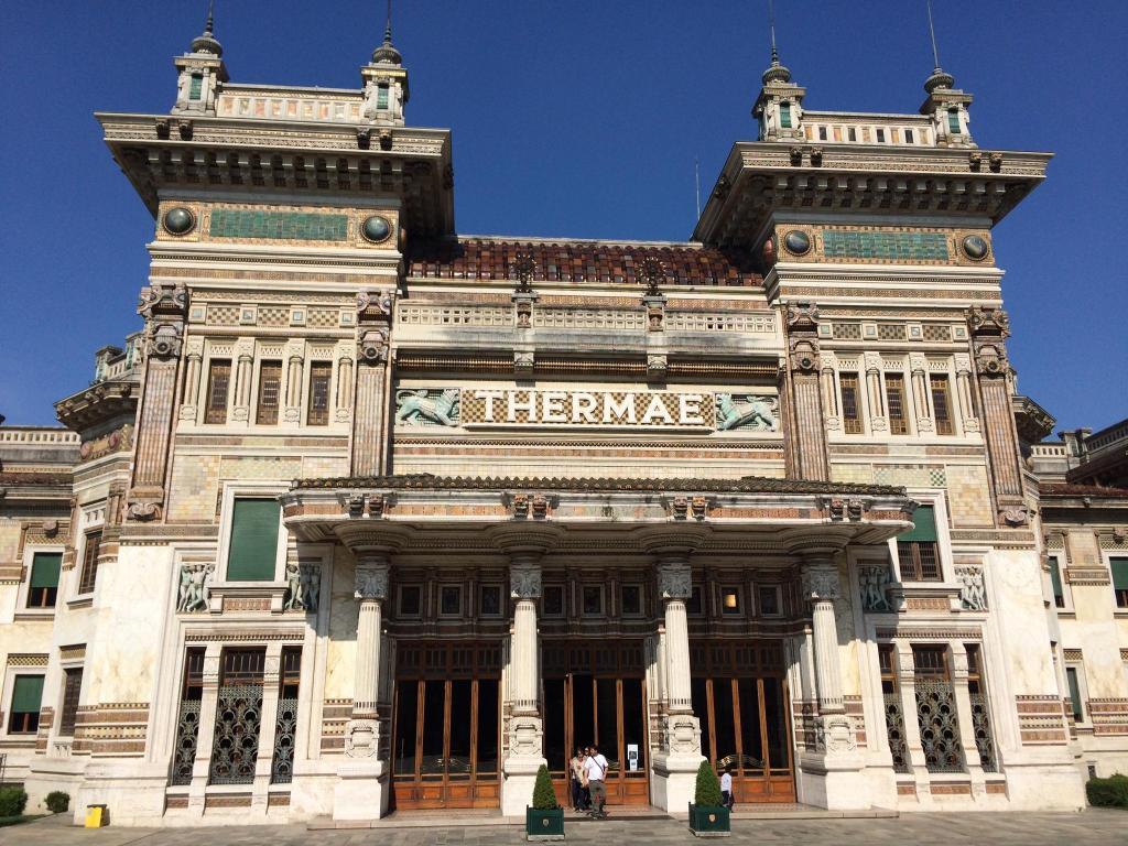 Grand Hotel Regina Salsomaggiore Salsomaggiore Terme Exterior photo