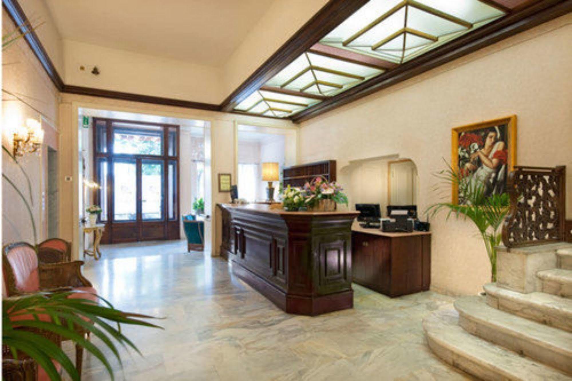 Grand Hotel Regina Salsomaggiore Salsomaggiore Terme Exterior photo