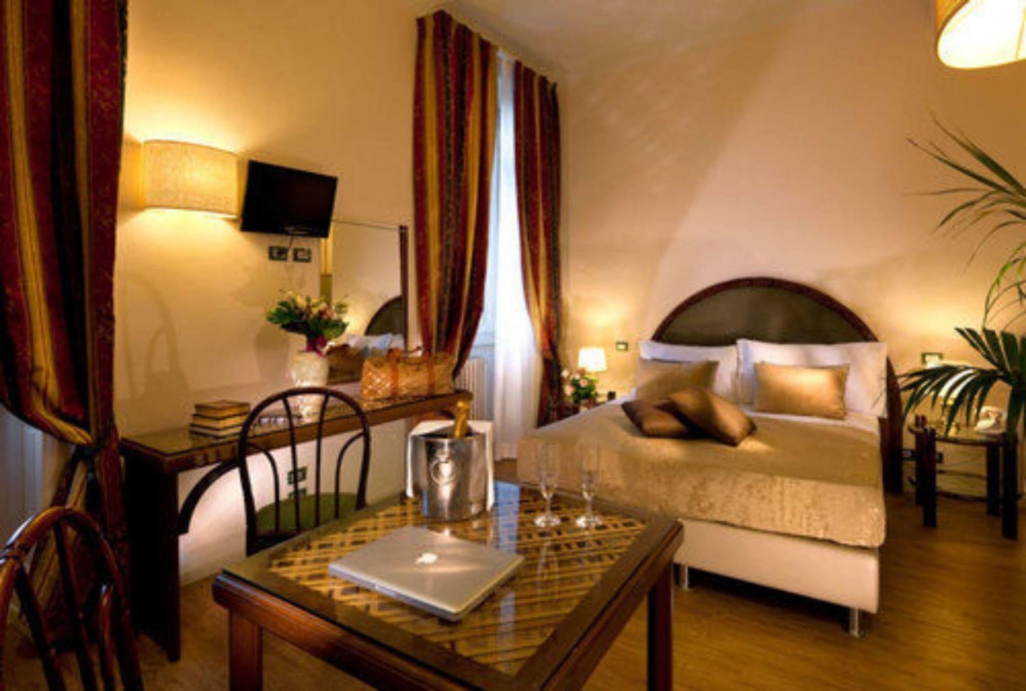 Grand Hotel Regina Salsomaggiore Salsomaggiore Terme Exterior photo
