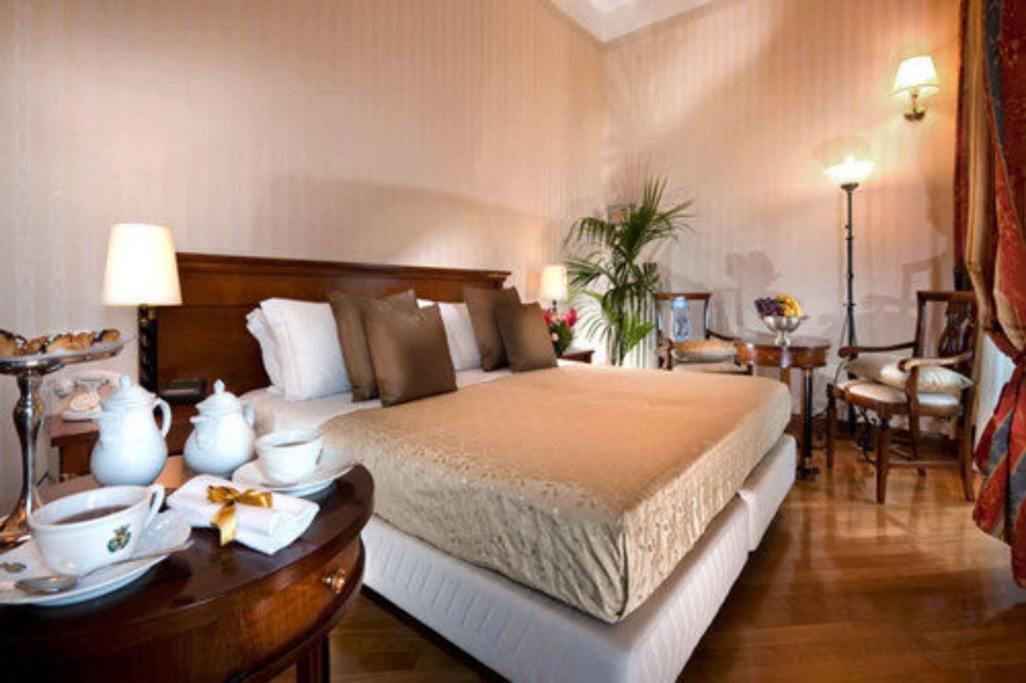 Grand Hotel Regina Salsomaggiore Salsomaggiore Terme Exterior photo